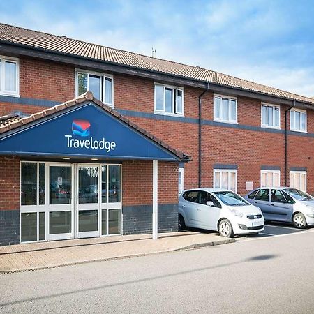 Travelodge Milton Keynes Old Stratford Buitenkant foto
