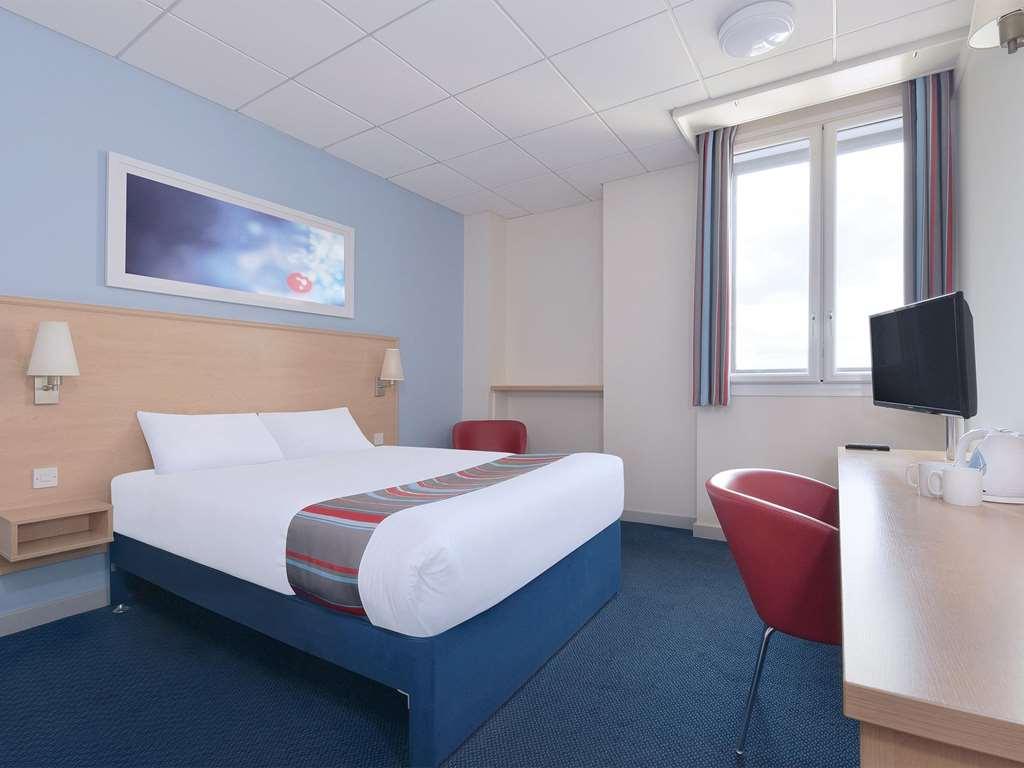 Travelodge Milton Keynes Old Stratford Kamer foto