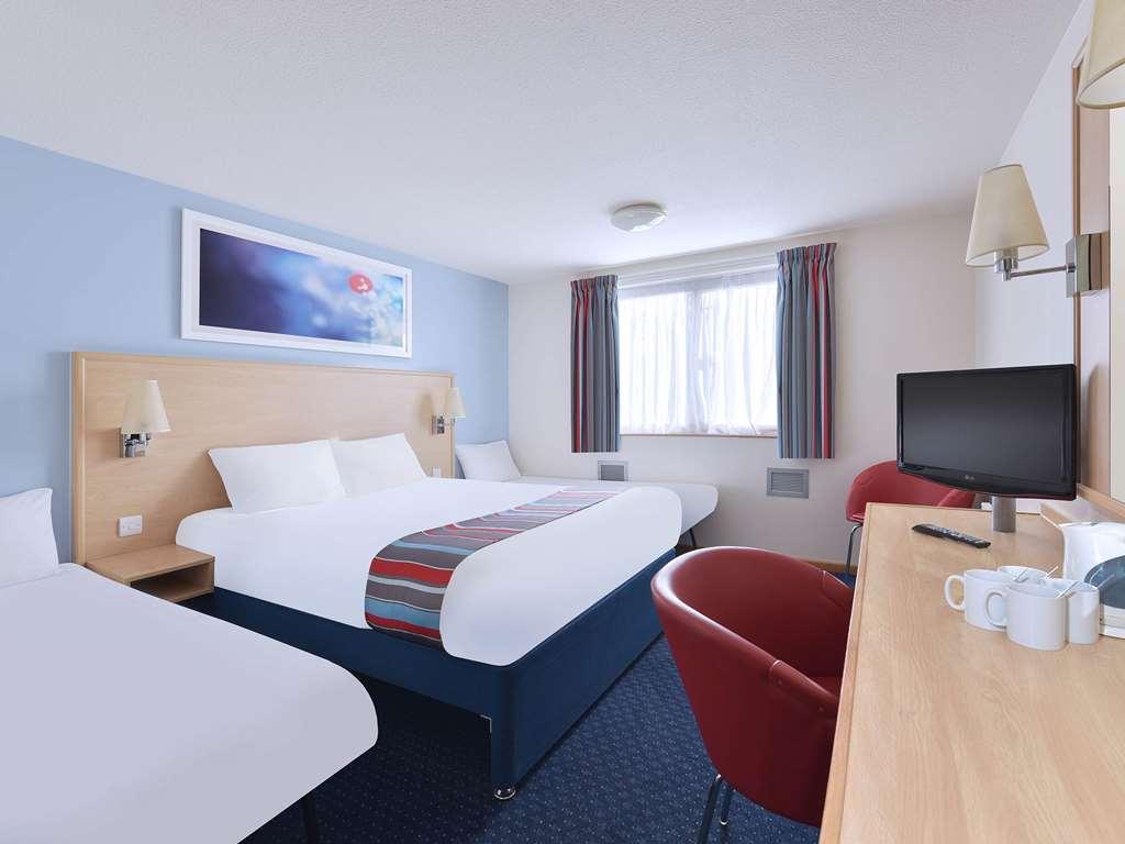 Travelodge Milton Keynes Old Stratford Kamer foto