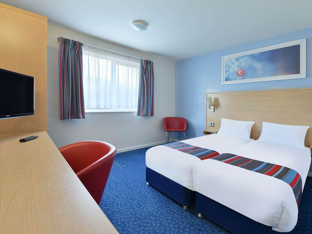 Travelodge Milton Keynes Old Stratford Kamer foto